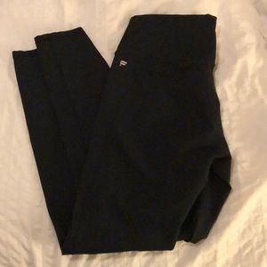 Fabletics 7/8 Powerhold legging